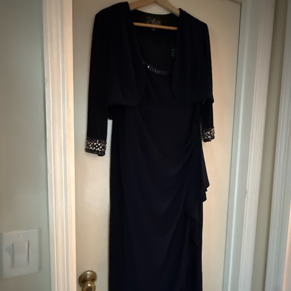 Alex Evenings Elegant Black Evening Dress with Sequin Details